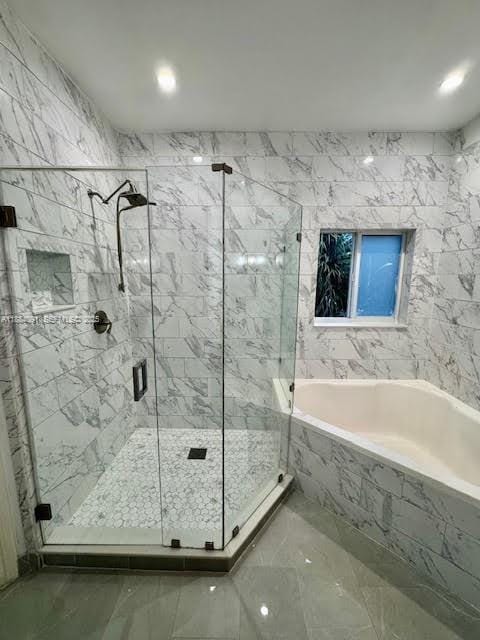 Building Photo - 2706 NE 30th Pl