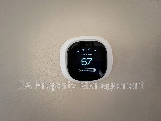 Building Photo - 3644 Clear Creek Rd