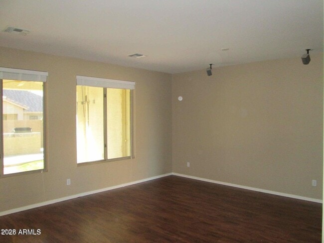 Building Photo - 6974 S Scott Dr