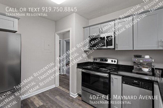 Building Photo - 407 E Maynard Ave