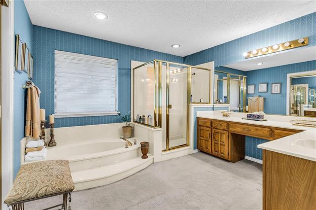 Building Photo - 1013 Canyon Ridge Dr