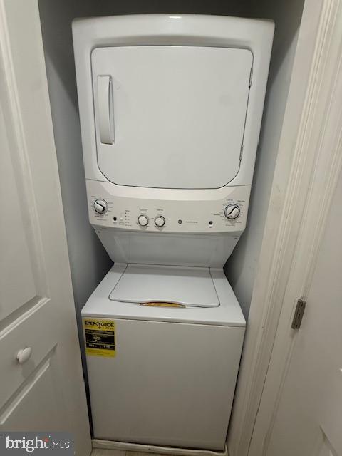 Building Photo - 3000 S 15th St