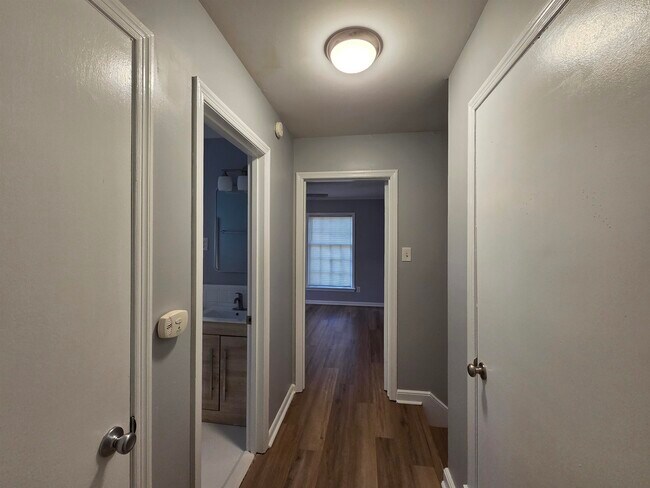 Building Photo - 2993 Laurencekirk Rd