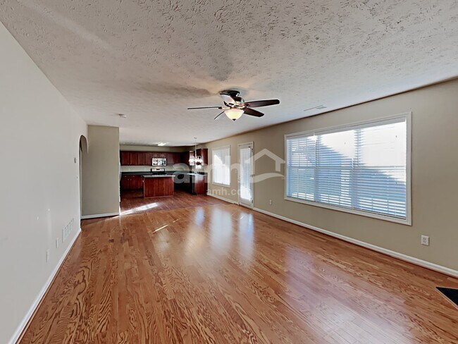 Building Photo - 230 Overlook Dr