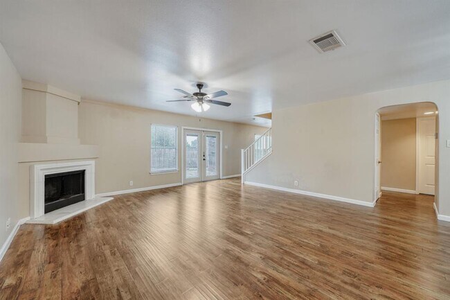 Building Photo - 928 Justeford Dr