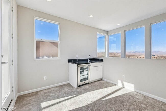 Building Photo - 3338 Esker Rdg Ave