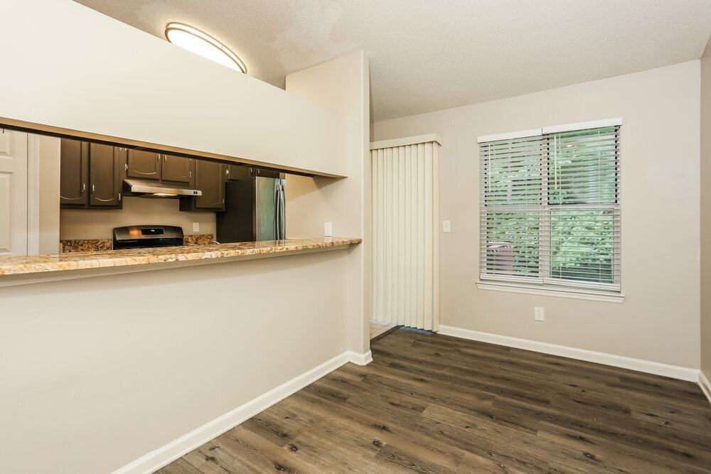 Building Photo - 2400 Boone Pl