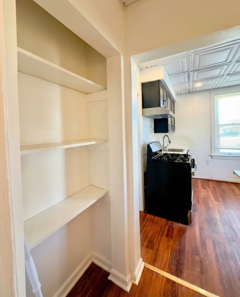 Building Photo - 101 N New Jersey Ave