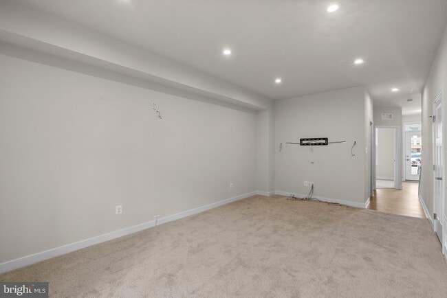 Building Photo - 7735 Steatite Ln
