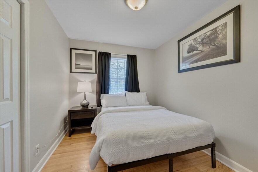 Building Photo - 4219 Neal Rd