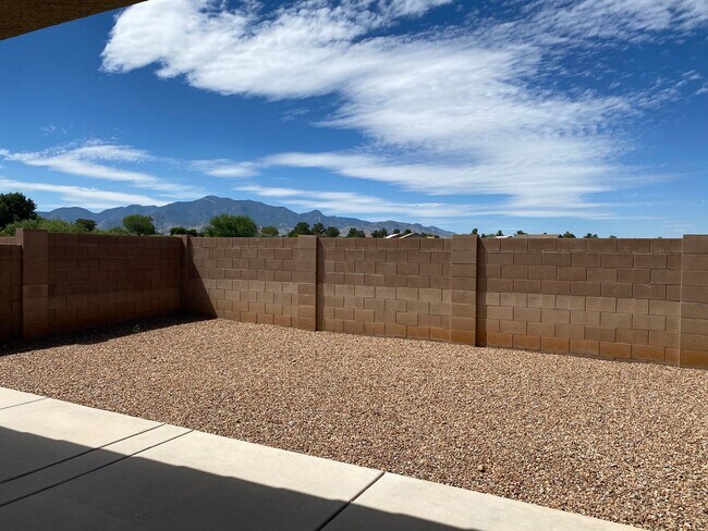 Building Photo - 4BR/2BA/2CG, 1906 sq.ft. rental in Sierra Vista, AZ