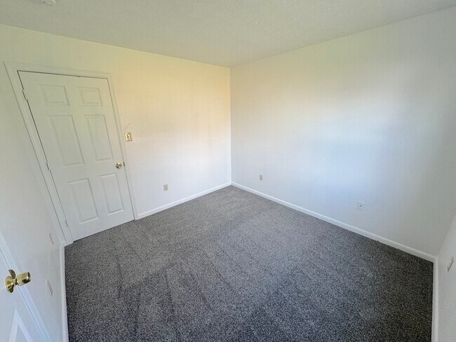 Building Photo - 814 Griffin St