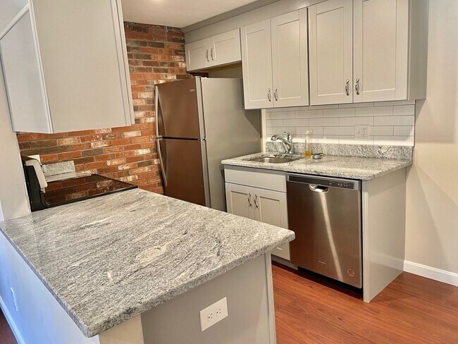 Building Photo - 169 Norton Ave