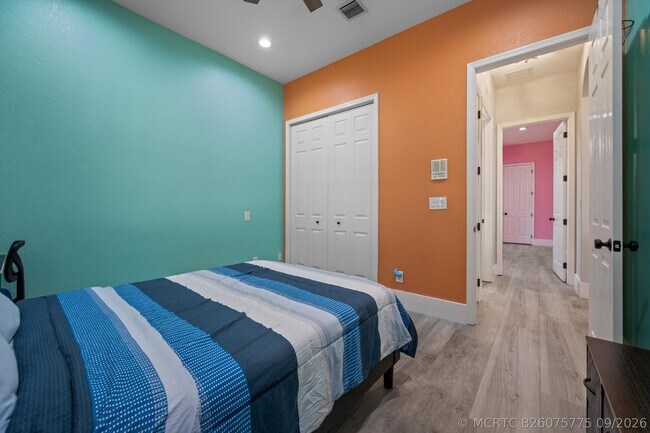 Building Photo - 2926 Dovedale Ct