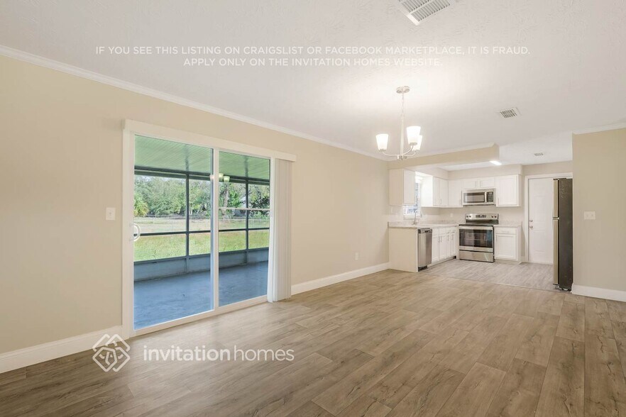 Building Photo - 3537 Fortuna Dr
