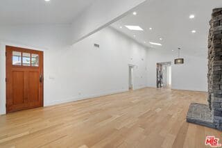 Building Photo - 2435 Glyndon Ave