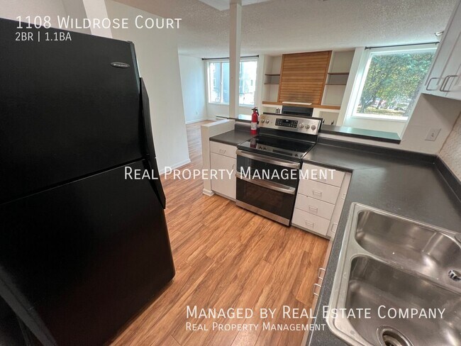 Building Photo - 1108 Wildrose Ct