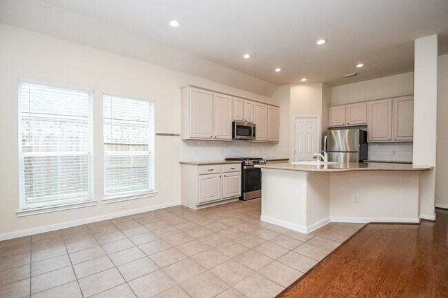 Building Photo - 4703 Camden Brook Ln