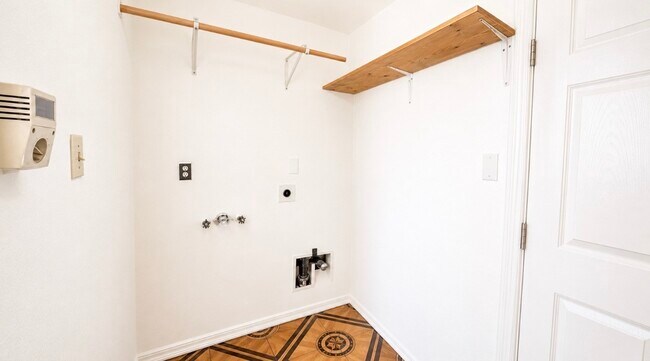 Building Photo - 11522 Corkwood Dr
