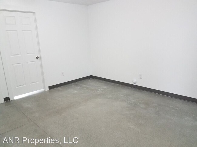 Building Photo - 4 br, 2 bath House - 3958 Cobble