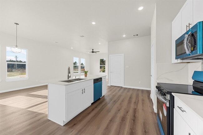 Building Photo - 56 Rd 5604