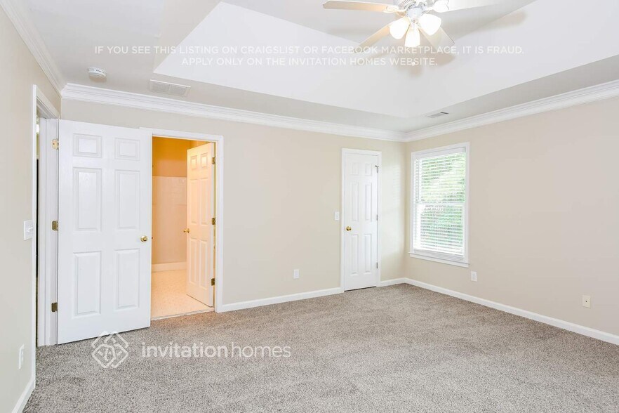 Building Photo - 2601 Dreux Ct