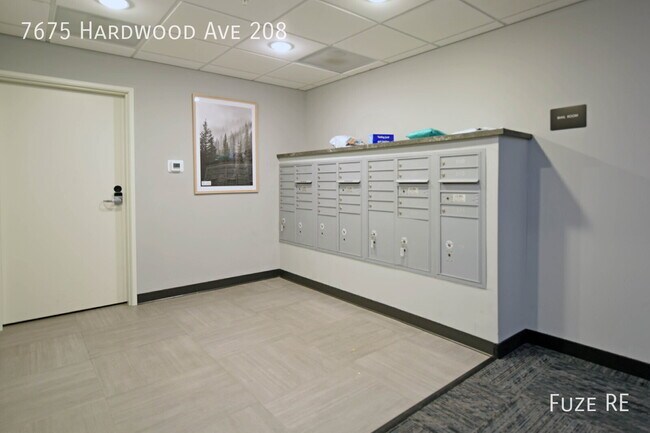 Building Photo - 7675 Hardwood Ave S