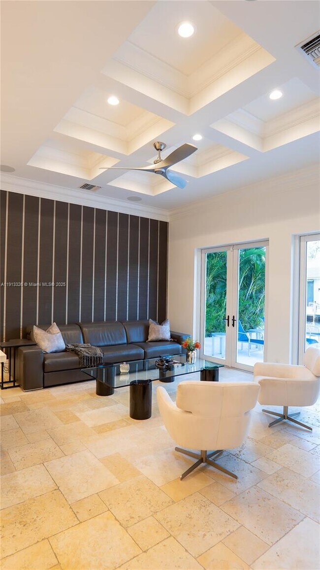 Building Photo - 959 Eve St