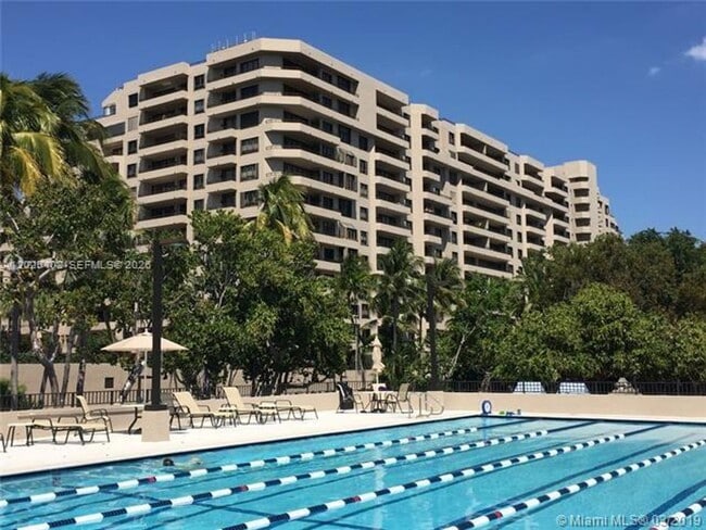 Building Photo - 201 Crandon Blvd