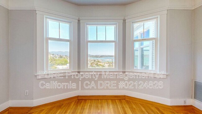 Building Photo - 195 San Carlos Ave