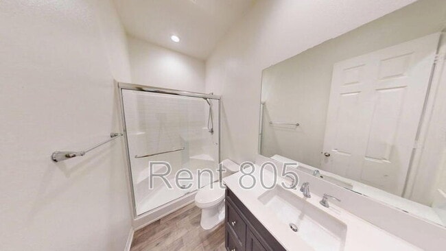 Building Photo - 525 Eureka Dr