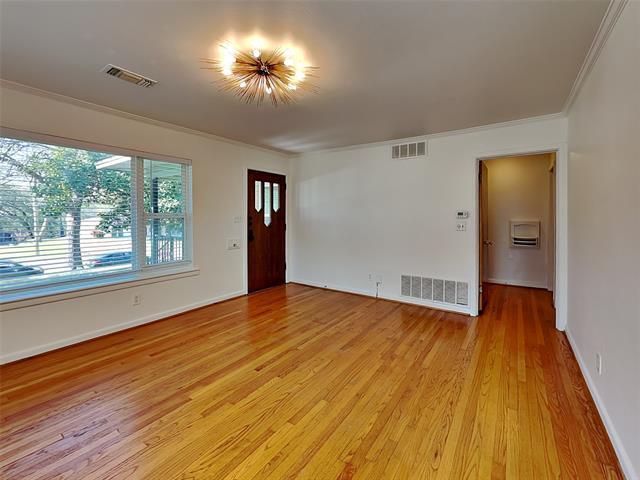 Building Photo - 2102 Elmwood Blvd