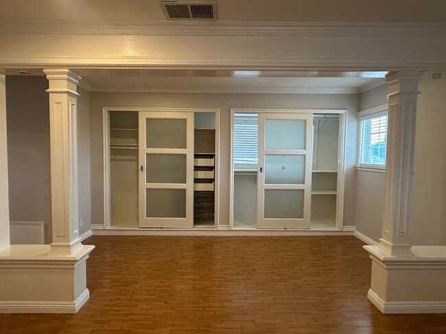 Building Photo - Spacious 4-Bedroom House for Rent in Monterey Park Quiet Neighborhood