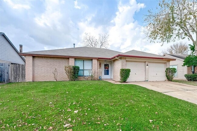 Primary Photo - 935 Holly Hall Dr
