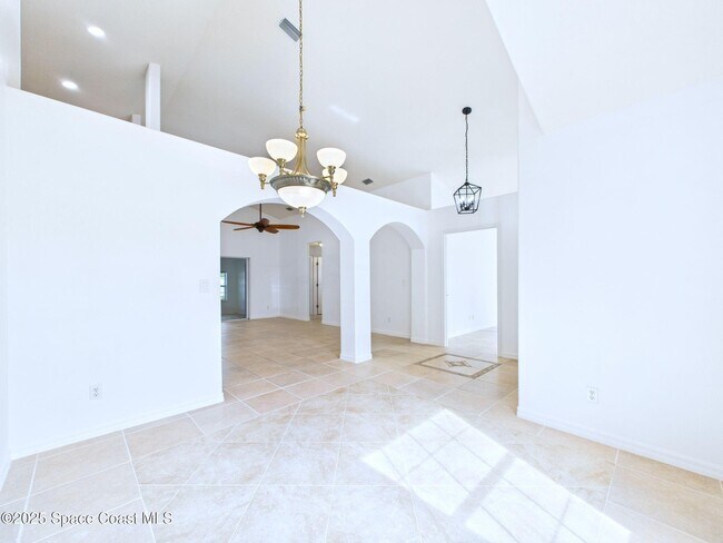 Building Photo - 207 Alcantarra St NW