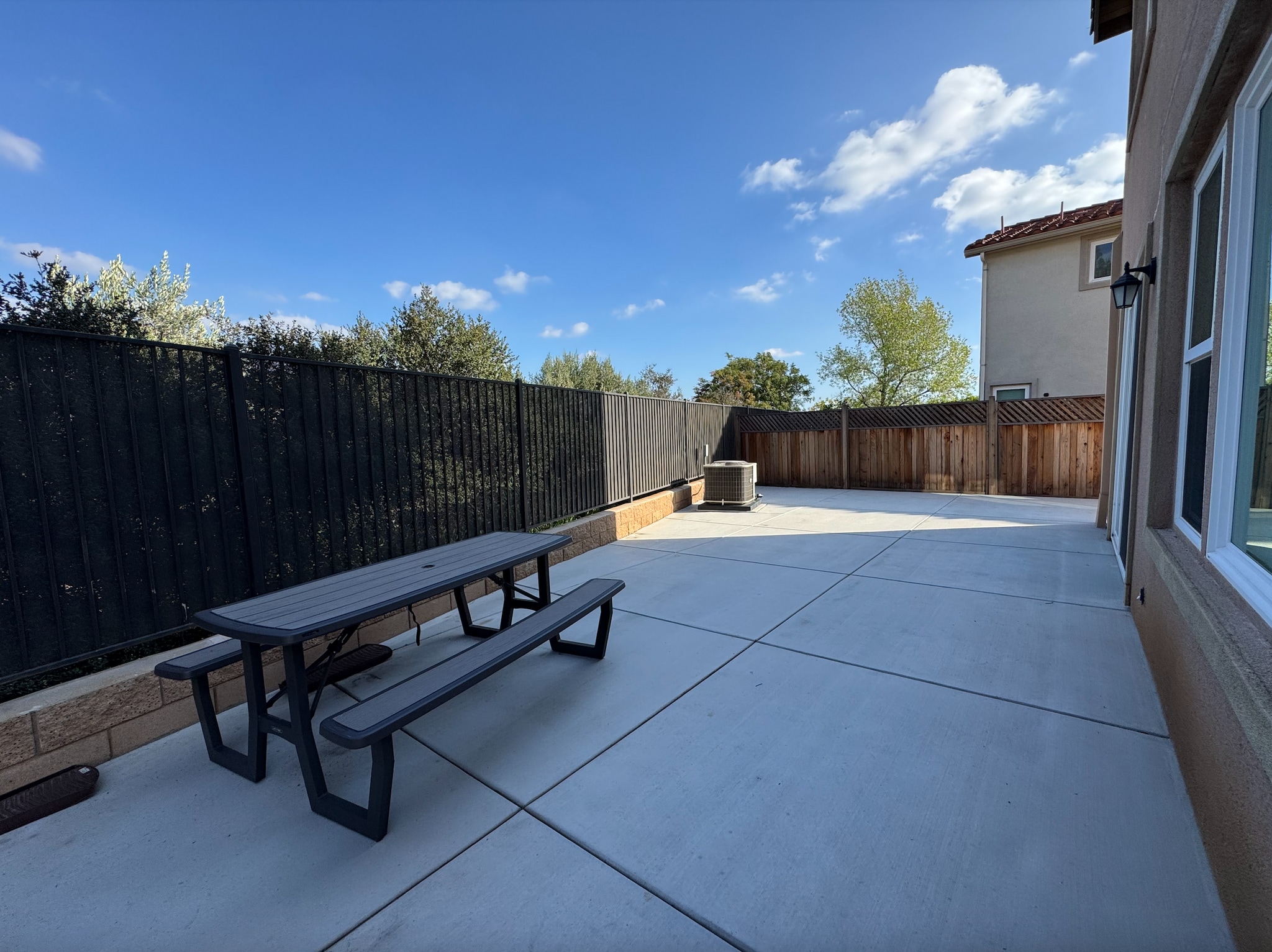 Backyard - 2020 Brentwood Pl