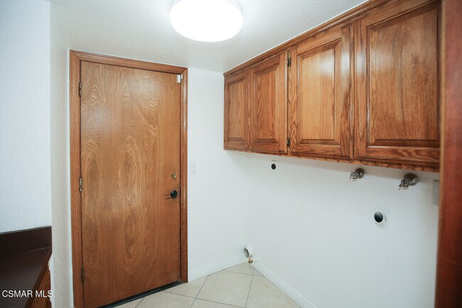 Building Photo - 4554 Rayburn St