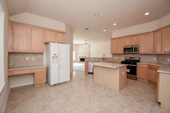 Building Photo - 10727 Gilford Crest Dr