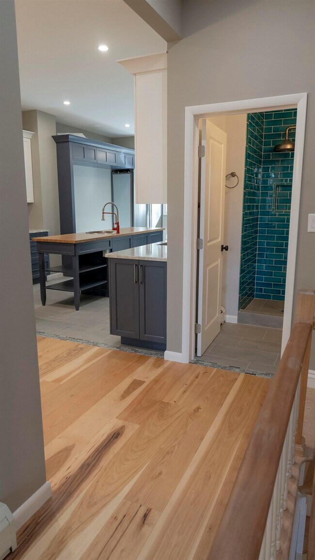 Building Photo - 207 GARDEN St