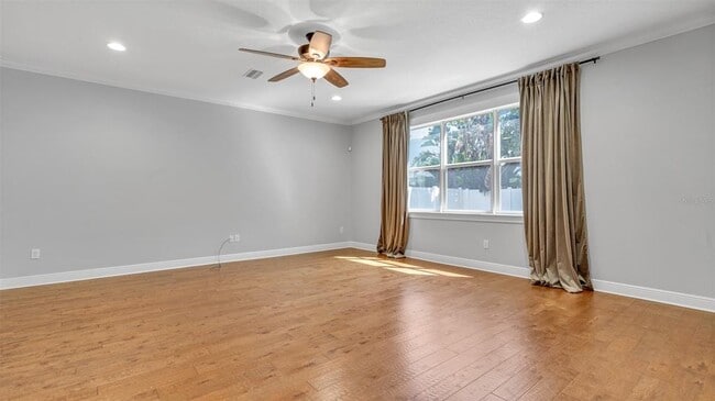 Building Photo - 3702 W Tacon St