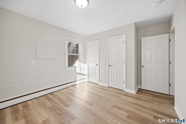 Building Photo - 63 Creamery Rd