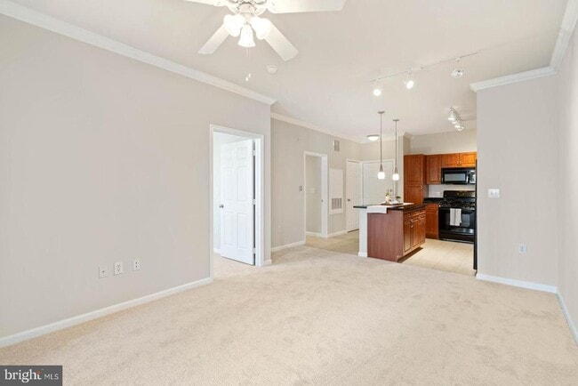 Building Photo - 12956 Centre Park Cir