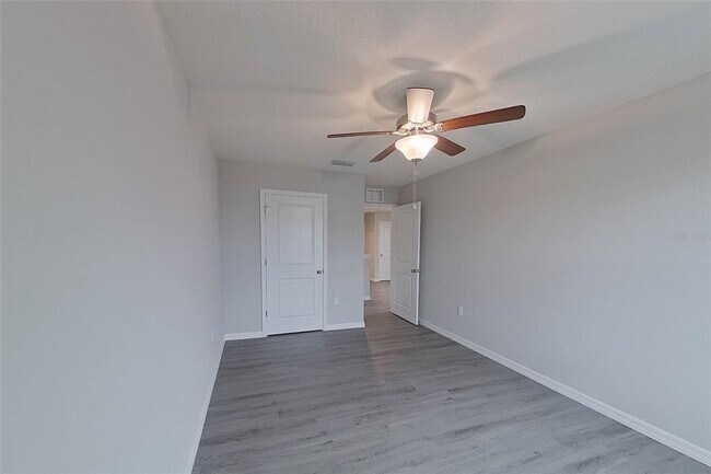 Building Photo - 8670 SW 43rd Ter