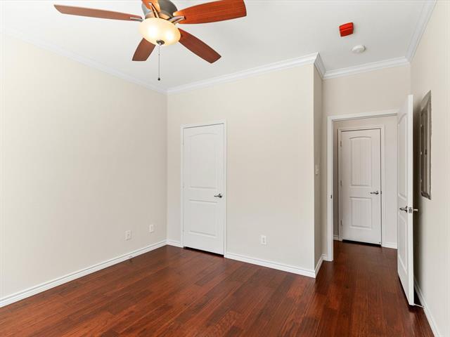 Building Photo - 1020 Texas St