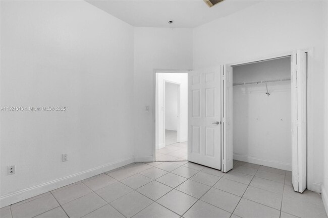 Building Photo - 8836 NW 168th Ln