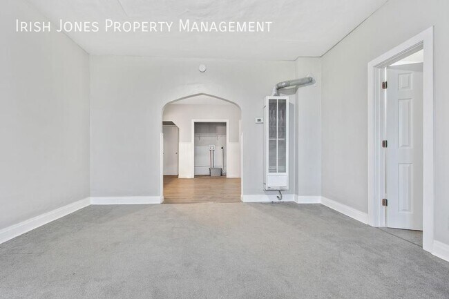 Building Photo - 56 Fredro St