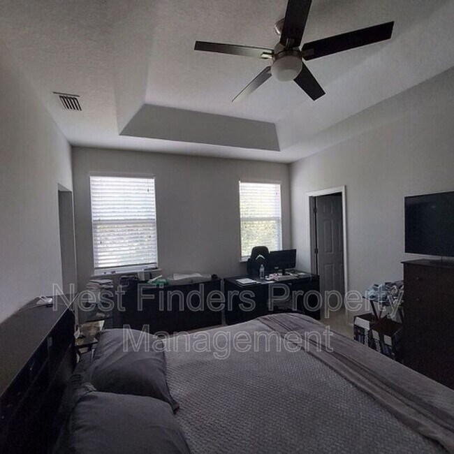 Building Photo - 7061 Azalea Grove Dr