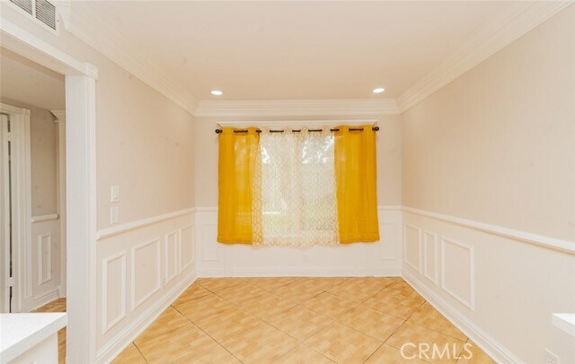 Building Photo - 10166 Decima Dr