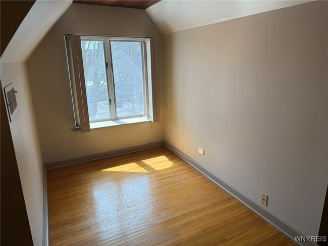 Building Photo - 871 Delaware Ave