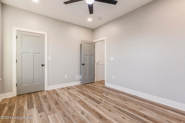 Building Photo - Home in Germantown for Rent - Carport, Fenced Back Yard!